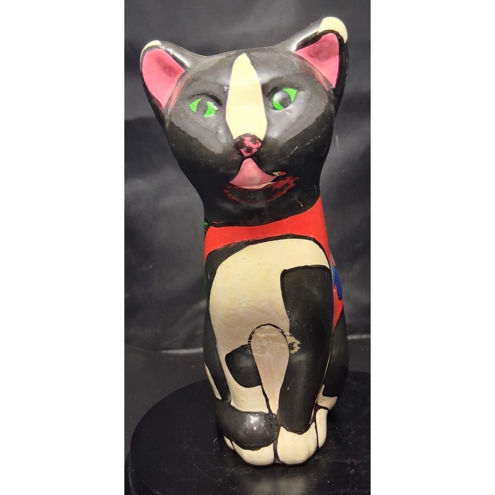 Turov Ceramic Hand-Painted Black & White Cat Figurine with Red Collar‎